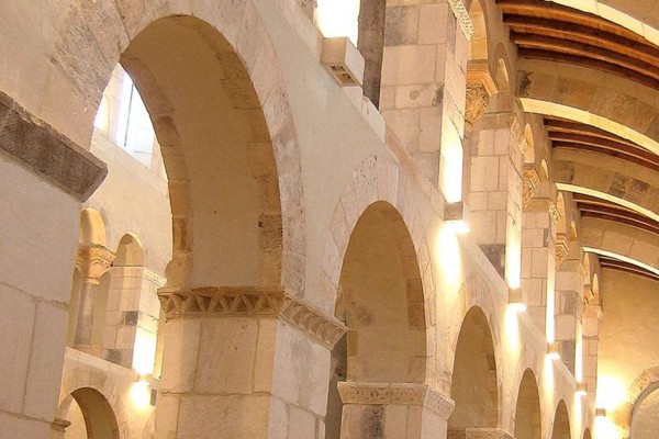 L’Abbaye Notre-Dame de Saint-Remy de Rochefort